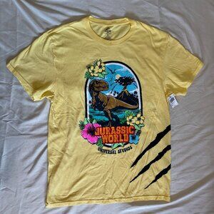 NWT Universal Studios Jurassic World Tropical Yellow Women's T-Shirt M/Medium